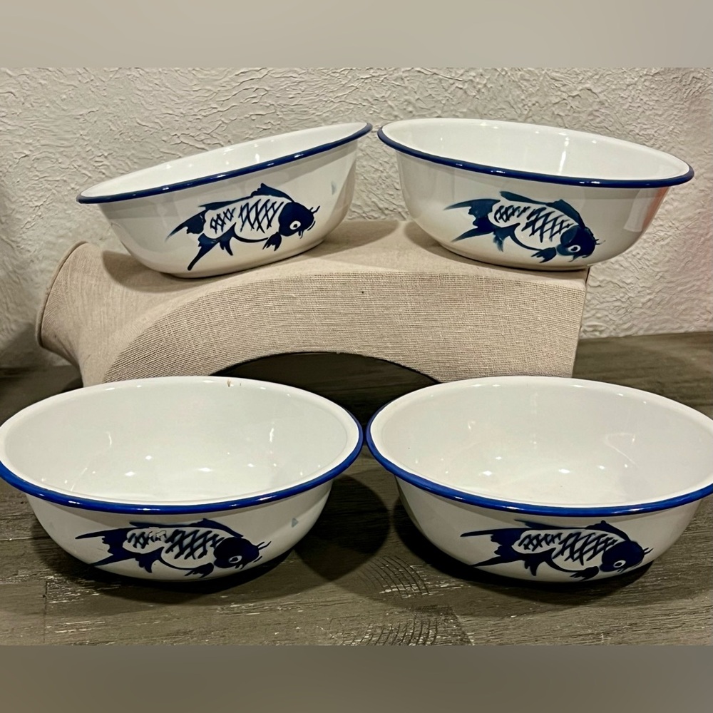Vintage Butterfly Brand Enamelware White & Blue Koi Fish 4 Bowl Set